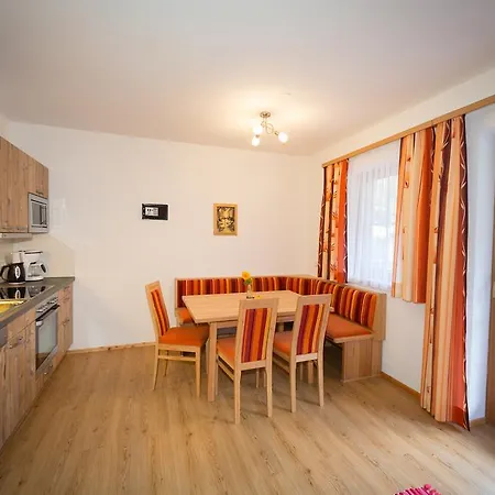 Rojerhof Farm stay *